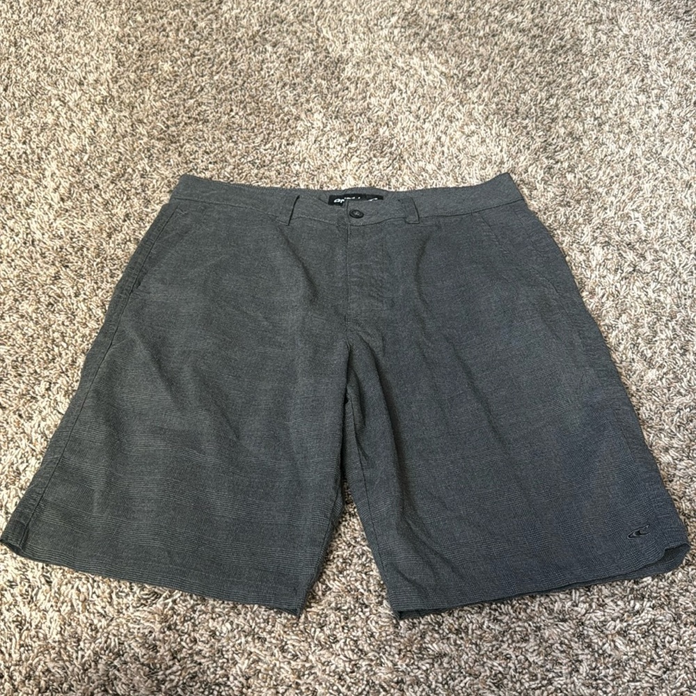 Men’s O’Neill shorts. Size 34-B4